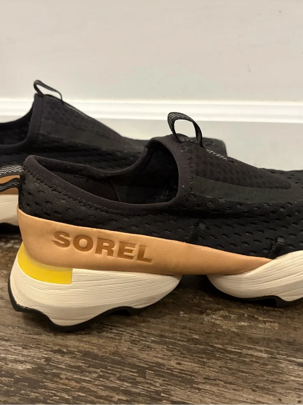 Sorel slip sneakers